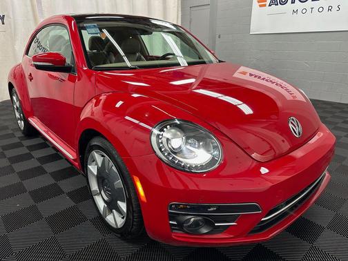 Tornado Red 2019 Volkswagen Beetle 2.0T SE