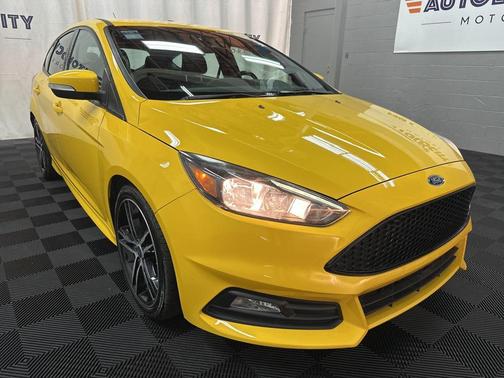 2017 Ford Focus ST ST