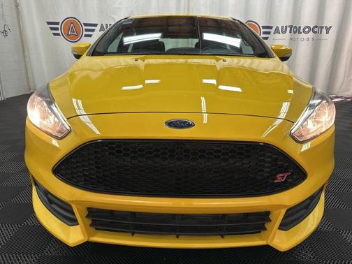 2017 Ford Focus ST ST