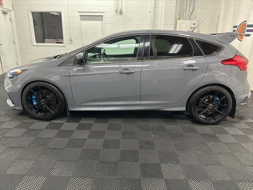 2017 Ford Focus RS Base