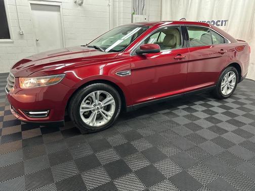 2016 Ford Taurus SEL