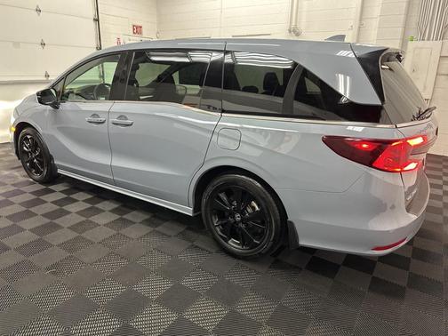 2024 Honda Odyssey Sport