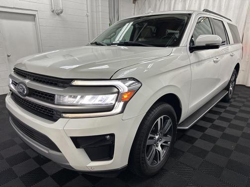 2023 Ford Expedition Max XLT