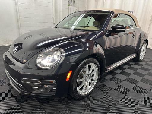 2019 Volkswagen Beetle 2.0T SE
