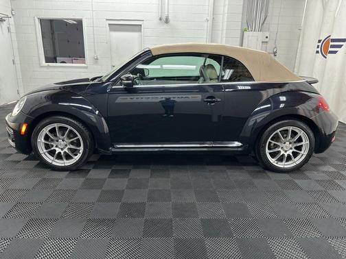 2019 Volkswagen Beetle 2.0T SE