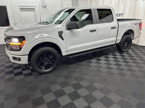 Avalanche 2024 Ford F-150 STX