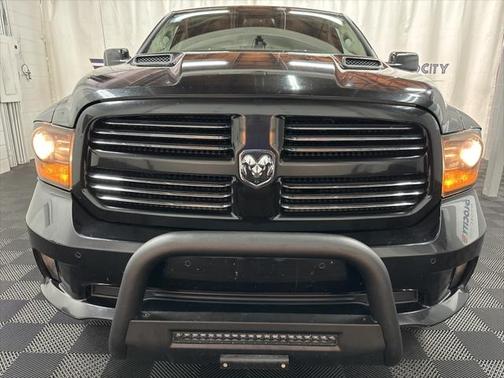 2016 RAM 1500 Sport