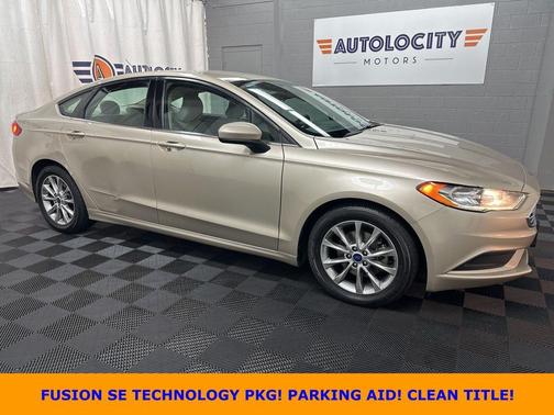 White Gold 2017 Ford Fusion SE