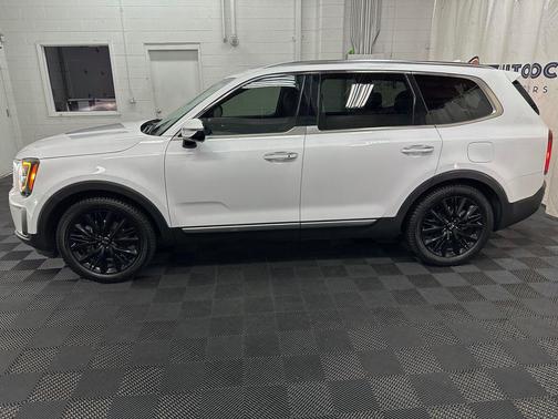 Glacial White Pearl 2021 Kia Telluride SX