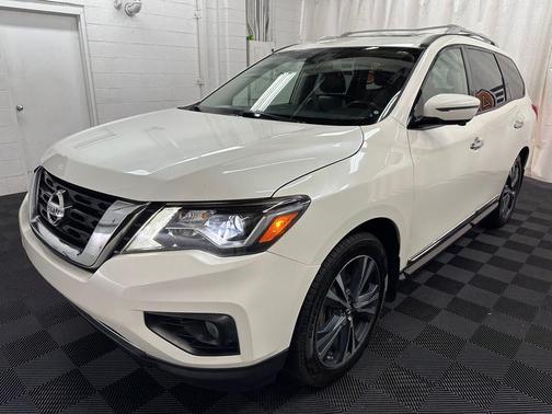 Pearl White Tricoat 2019 Nissan Pathfinder Platinum