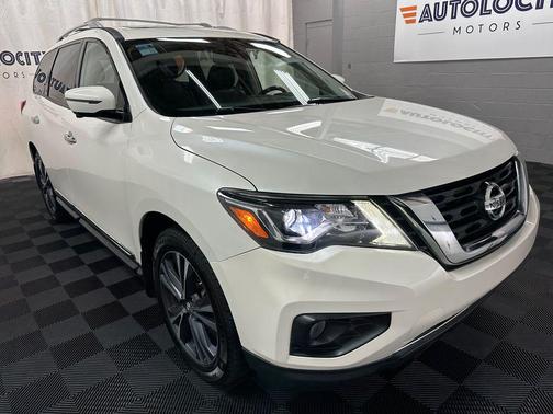 Pearl White Tricoat 2019 Nissan Pathfinder Platinum