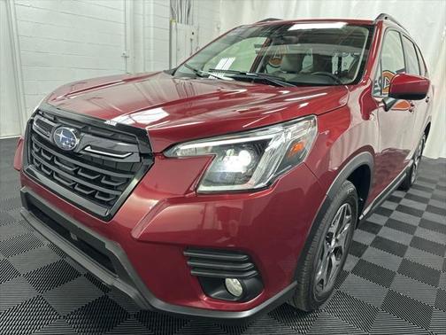 2024 Subaru Forester Premium