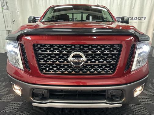 2017 Nissan Titan PRO-4X