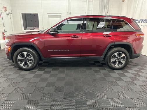 2024 Jeep Grand Cherokee 4xe Base