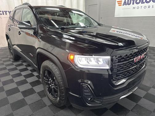 2023 GMC Acadia AWD AT4