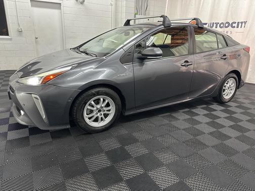 2021 Toyota Prius LE