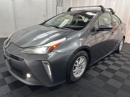 2021 Toyota Prius LE