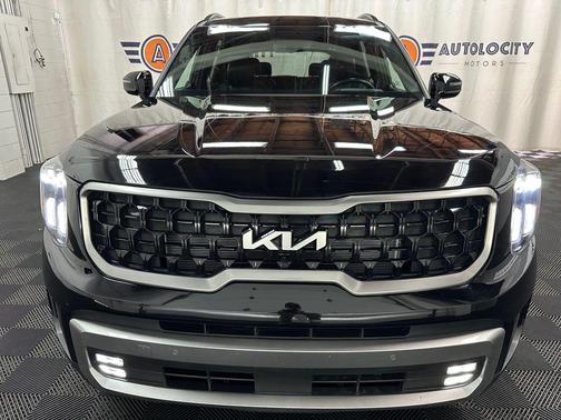 Ebony Black 2023 Kia Telluride SX Prestige X-Line