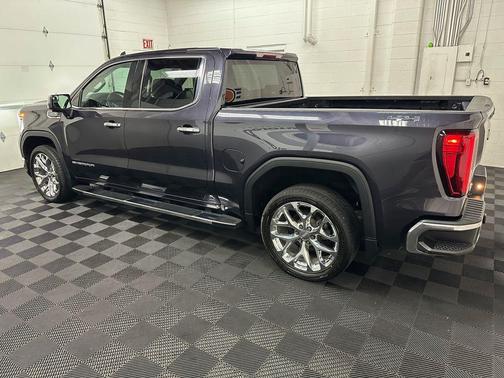 Titanium Rush Metallic 2022 GMC Sierra 1500 SLT