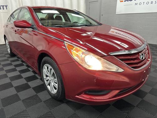 2011 Hyundai SONATA GLS