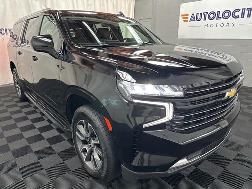 2024 Chevrolet Suburban LT