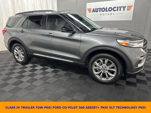 Carbonized Gray Metallic 2024 Ford Explorer XLT