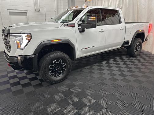 2024 GMC Sierra 2500 AT4X