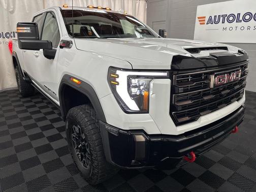 2024 GMC Sierra 2500 AT4X