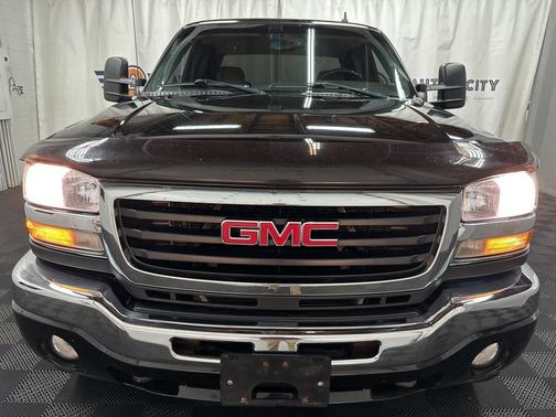 2007 GMC Sierra 2500 SLT H/D Crew Cab