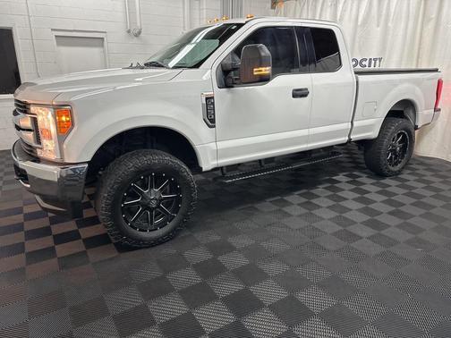 2017 Ford F-250 XLT