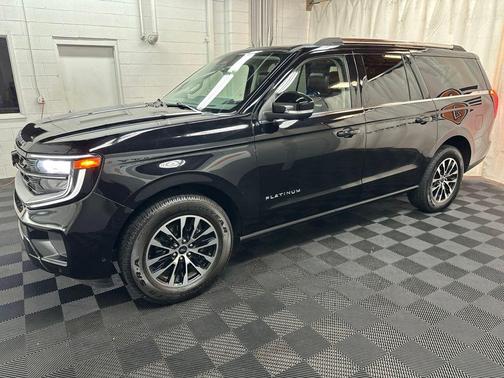 Black Metallic 2025 Ford Expedition Max Platinum