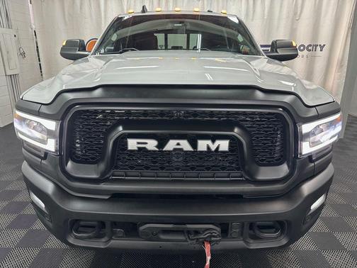 Bright White Clearcoat 2022 RAM 2500 Power Wagon