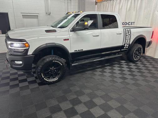 Bright White Clearcoat 2022 RAM 2500 Power Wagon