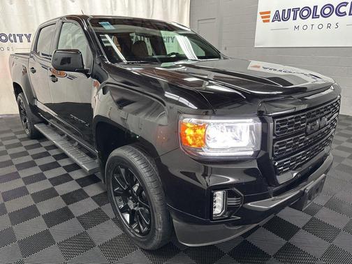 Onyx Black 2022 GMC Canyon Denali