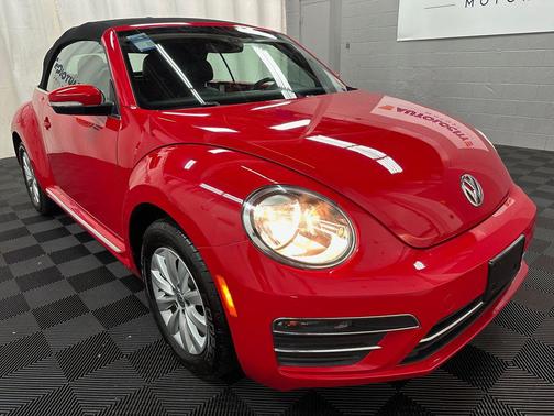 Tornado Red 2017 Volkswagen Beetle 1.8T