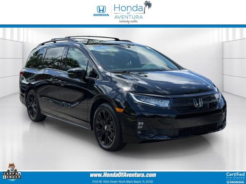 Crystal Black Pearl 2025 Honda Odyssey