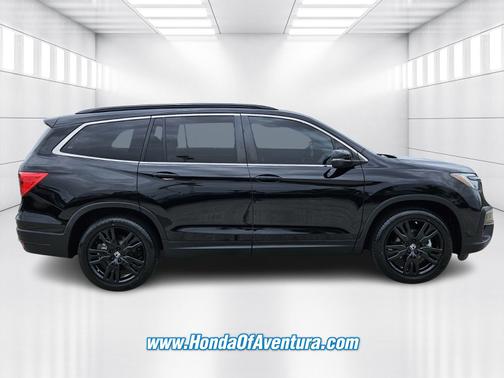 Crystal Black Pearl 2022 Honda Pilot