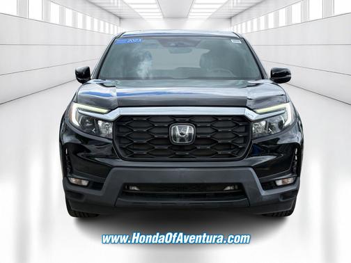 Crystal Black Pearl 2023 Honda Passport