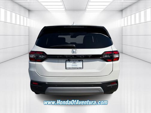 Platinum White Pearl 2024 Honda Pilot