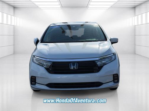 Platinum White Pearl 2021 Honda Odyssey