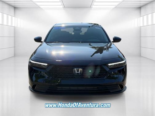 Crystal Black Pearl 2025 Honda Accord