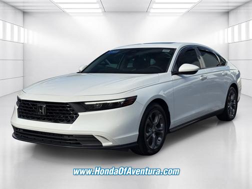 Platinum White Pearl 2023 Honda Accord