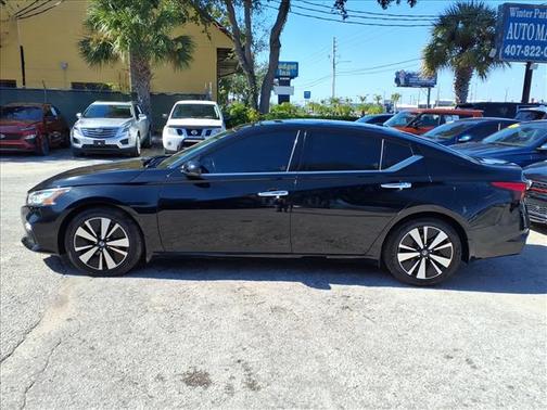 2020 Nissan Altima 2.5 SV