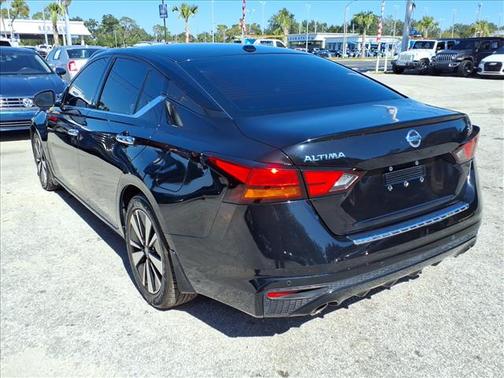 2020 Nissan Altima 2.5 SV