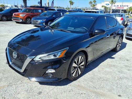 2020 Nissan Altima 2.5 SV