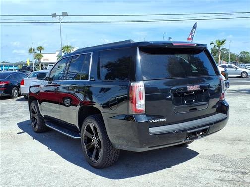 2017 GMC Yukon SLE