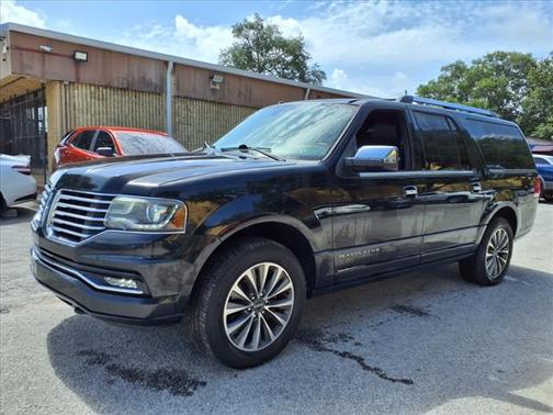 2015 Lincoln Navigator Base