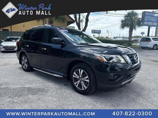 2020 Nissan Pathfinder SL