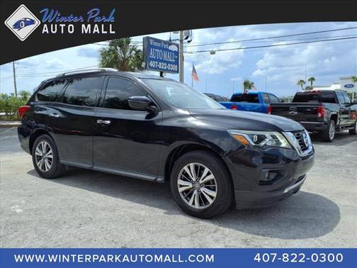 2020 Nissan Pathfinder SV