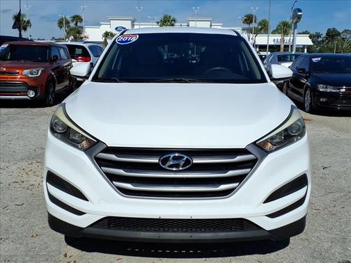 2018 Hyundai TUCSON SE